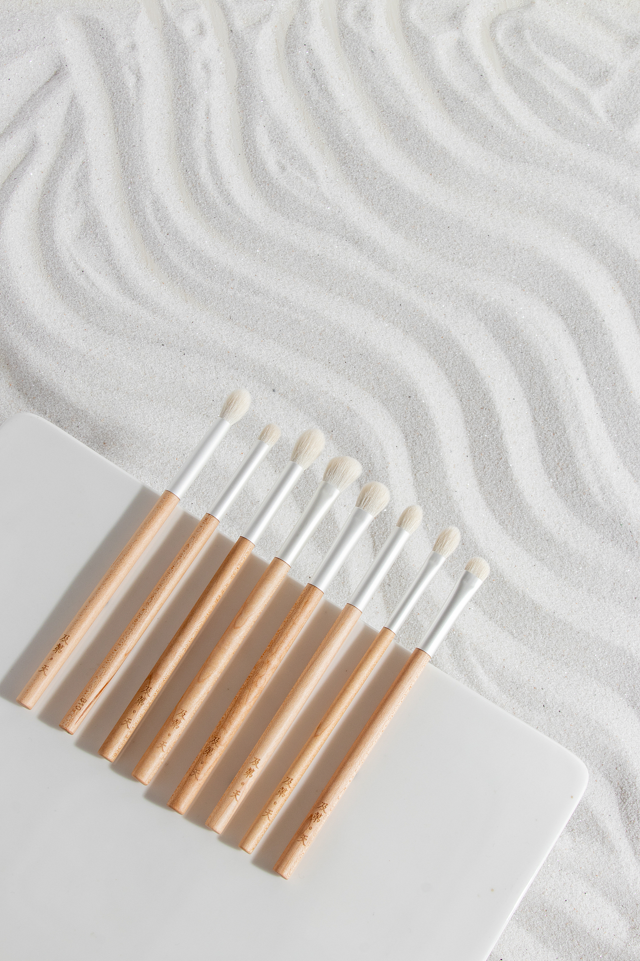 化妆刷（图ZMzM1MTE0NTQw） - 产品摄影 - 站酷设计师姚曳86原创素材 - 站酷ZCOOL