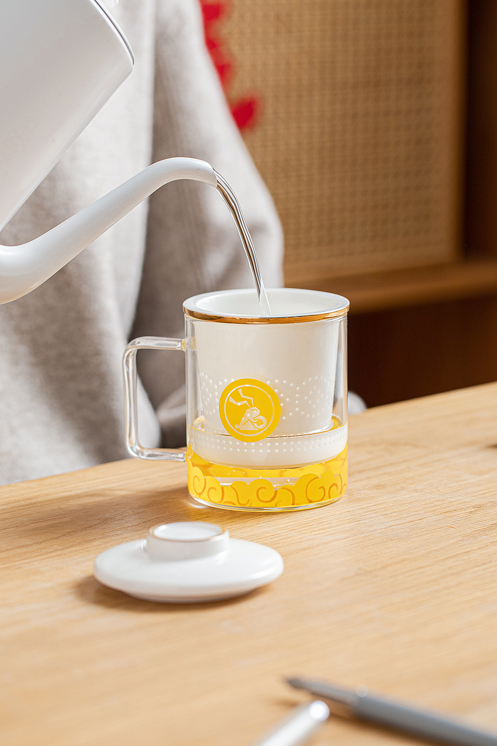 【原创陶瓷礼品】2023年兔年作品-奔富钱兔