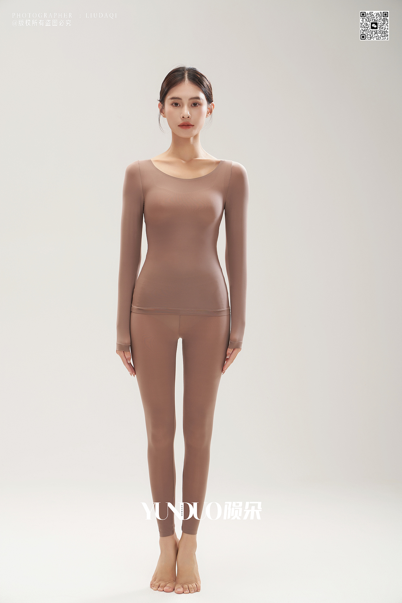 品牌莫代尔旗舰店 保暖衣 面膜衣秋衣 商业拍摄