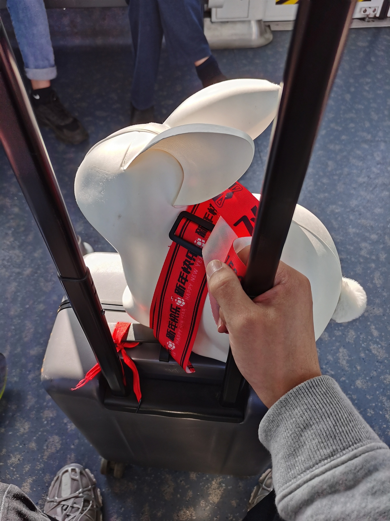 钟意礼-2023兔年环保礼盒（图ZMzI1MzQwMTAw） - 包装 - 站酷设计师会飞的松鼠鳜鱼原创素材 - 站酷ZCOOL