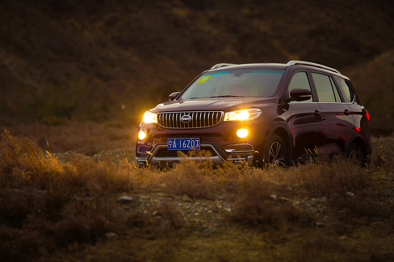 早期 汽车打卡摄影 汽车新车试驾拍摄