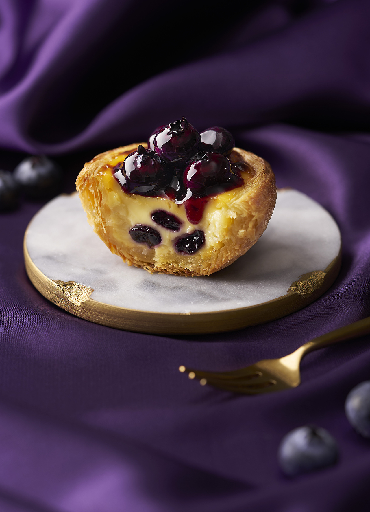 肯德基 KFC 蓝莓公爵蛋挞 修图 2019（图ZMzEyMzkyMzUy） - 修图/后期 - 站酷设计师Eve_彭原创素材 - 站酷ZCOOL