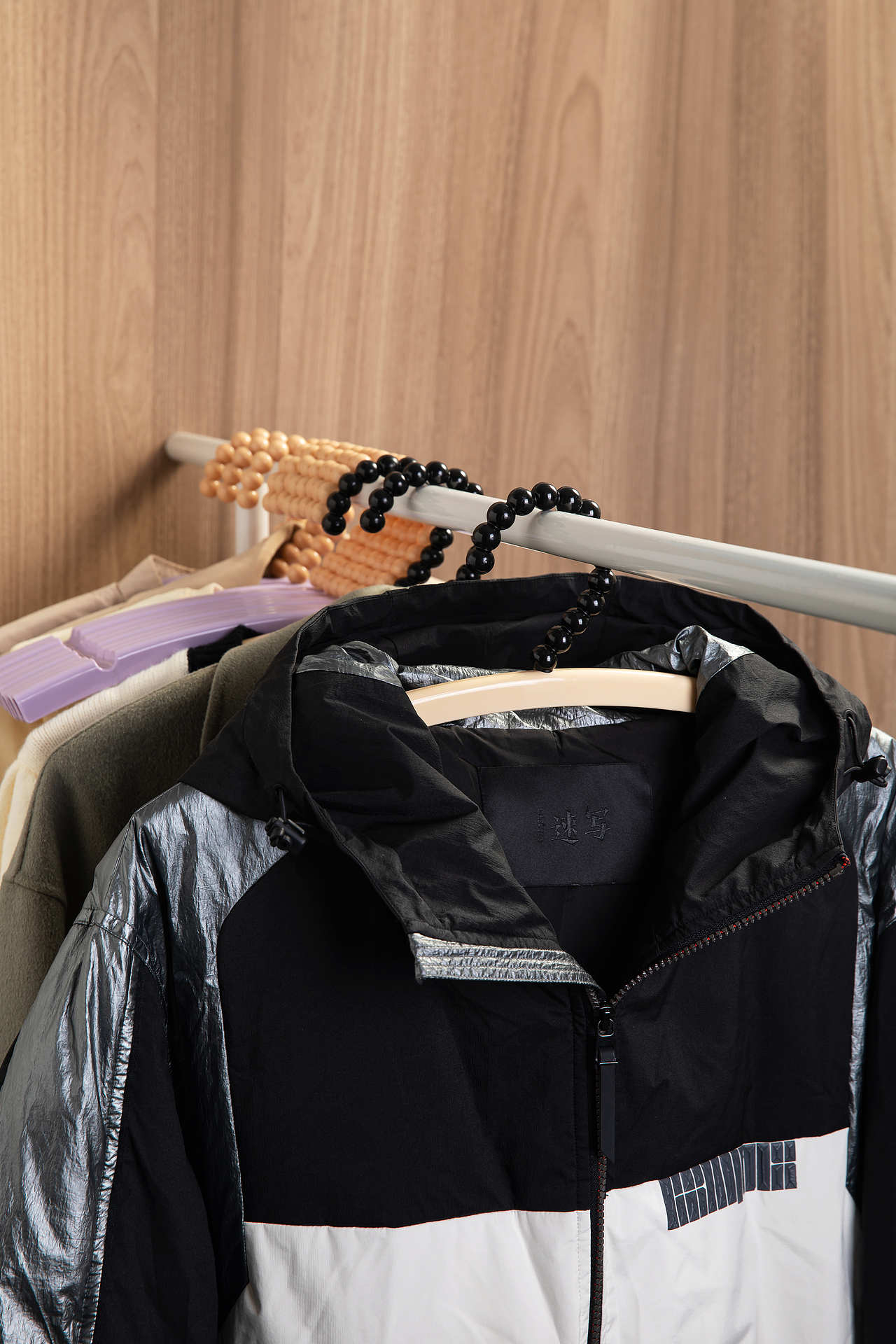 衣架拍摄（图ZMzQxODM2ODUy） - 产品摄影 - 站酷设计师画布摄影原创素材 - 站酷ZCOOL