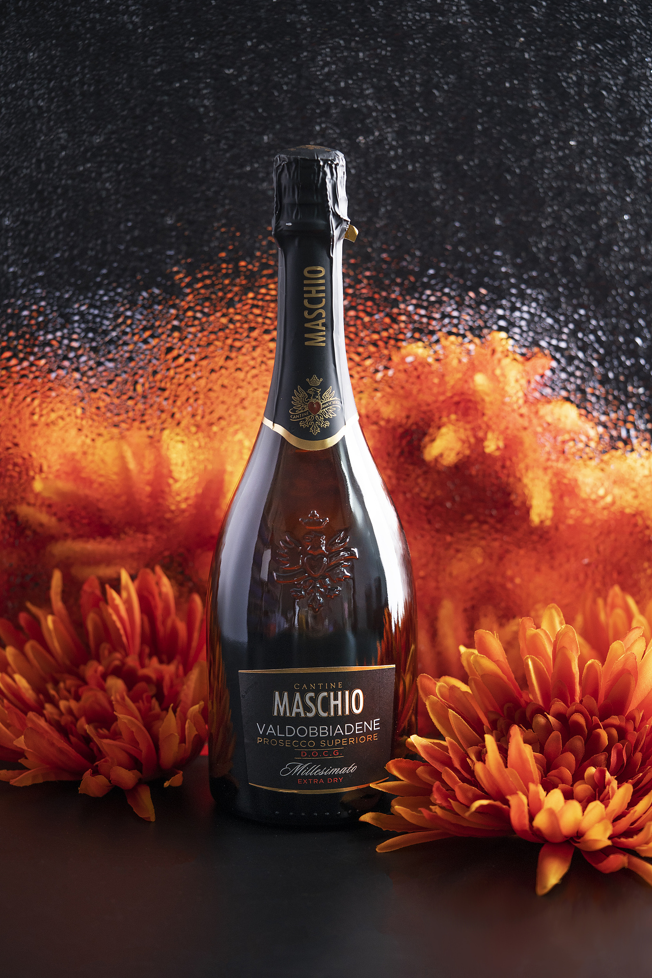 瓶子的多种拍法 - 2021-2022作品集（图ZMzEyNzIyNDA0） - 产品摄影 - 站酷设计师韋韋韋維斯原创素材 - 站酷ZCOOL