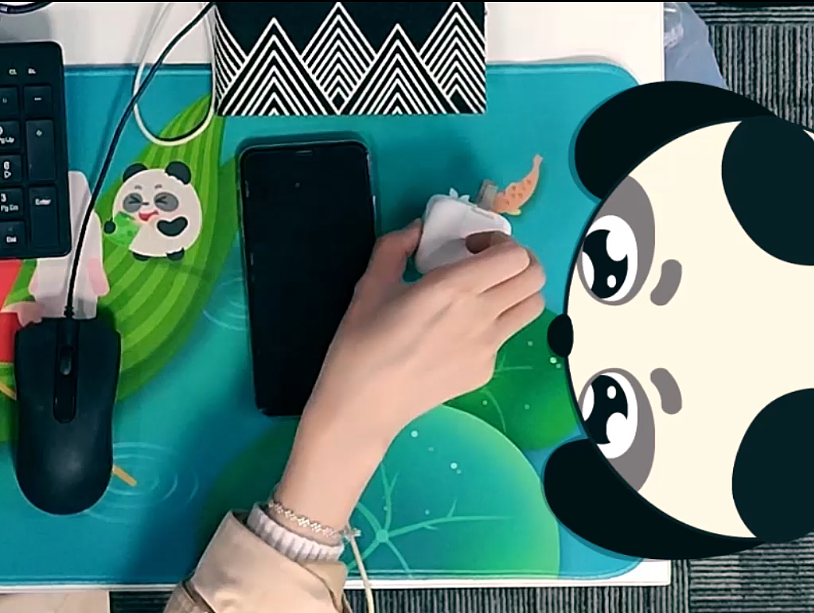 《办公室里有只熊》系列《妈妈的好帮手》