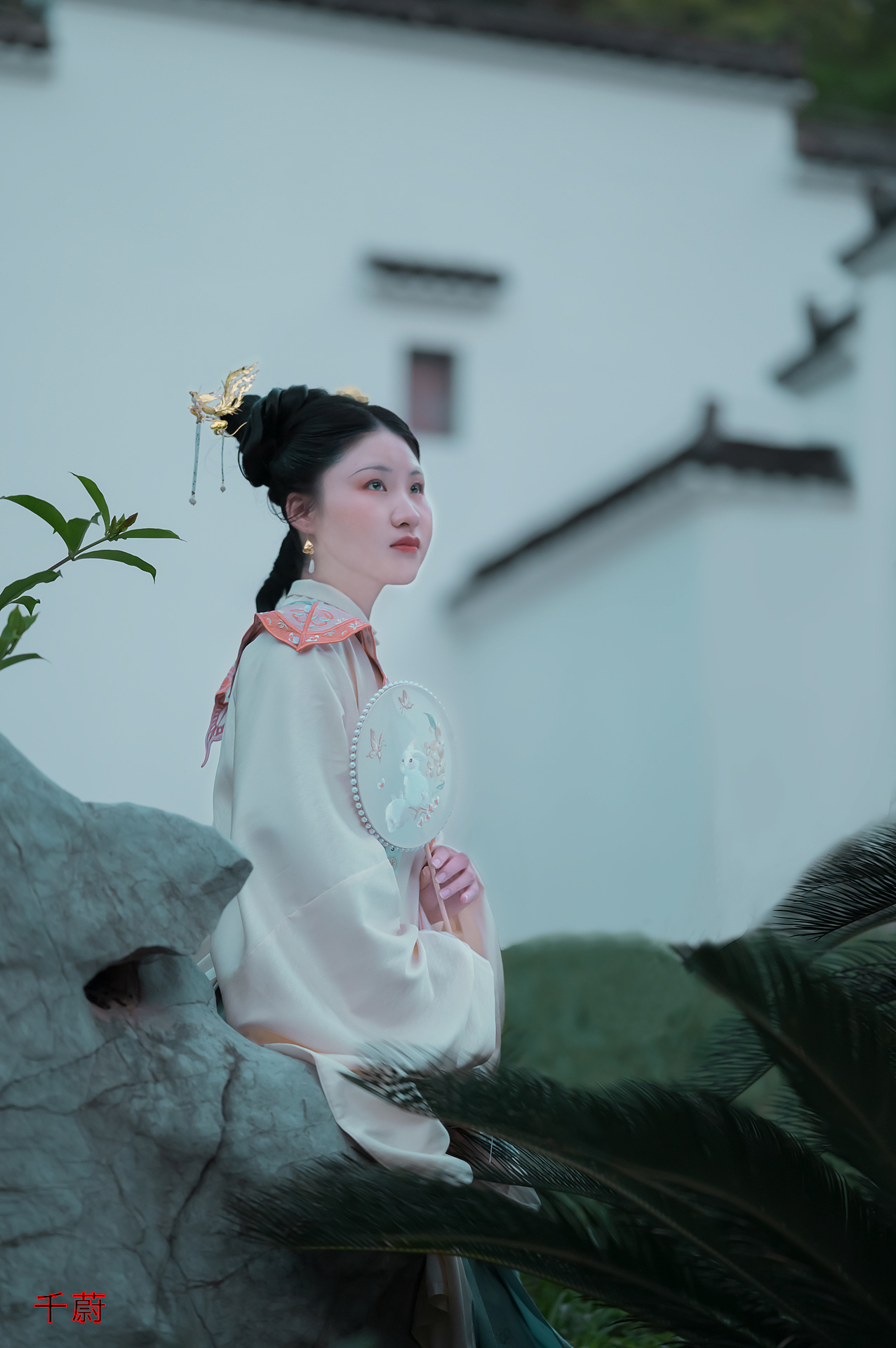 明代 温婉仕女图