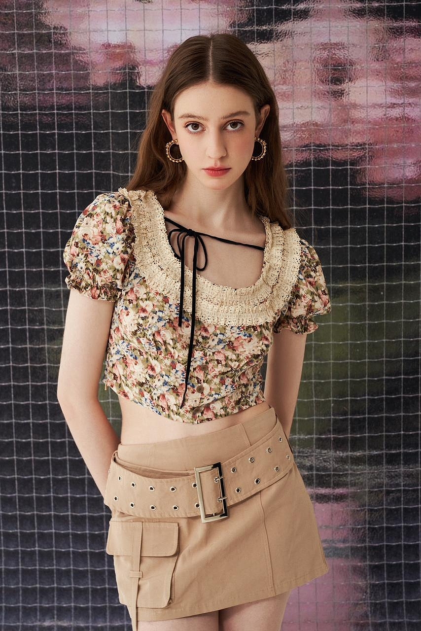 外国模特 服装女模 成衣拍摄女模 潮牌女外模 潮牌服装（图ZMzYxOTg1MjA0） - 人像摄影 - 站酷设计师星辰模特经纪原创素材 - 站酷ZCOOL