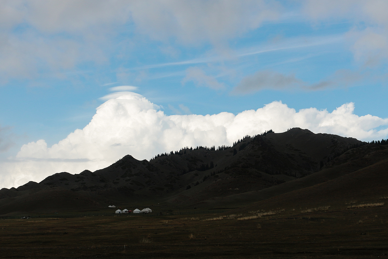 路上的风景（北疆行3）#唤醒相册 激活镜头里的多巴胺#（图ZMzUyMTg3OTEy） - 风光摄影 - 站酷设计师OK棒_原创素材 - 站酷ZCOOL