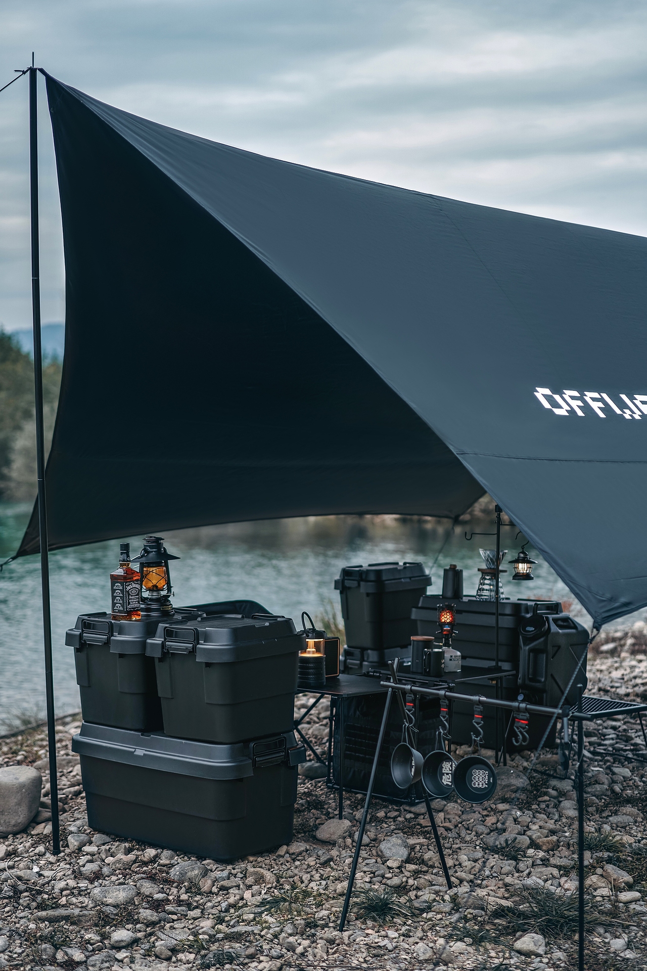 户外露营黑化风格收纳箱（图ZMzMwNDUzMDYw） - 产品摄影 - 站酷设计师余智伟原创素材 - 站酷ZCOOL