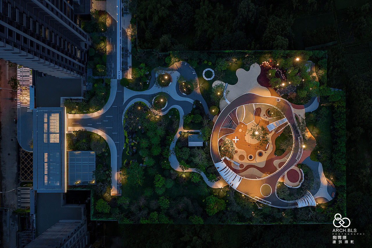 飘落林间的云丨武汉保利·云璟（图ZMzA3MzcyMDMy） - 环境/建筑摄影 - 站酷设计师建筑空间摄影镇东原创素材 - 站酷ZCOOL