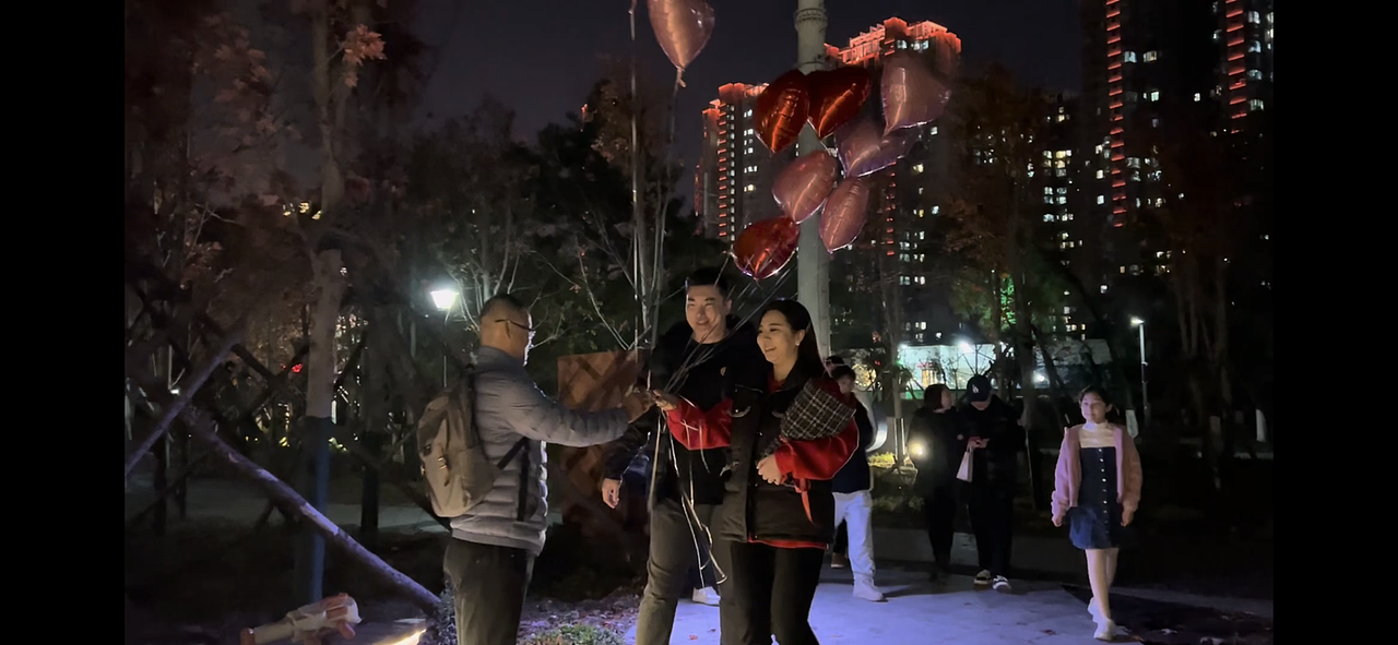 无人机表演求婚表白生日祝福浪漫惊喜