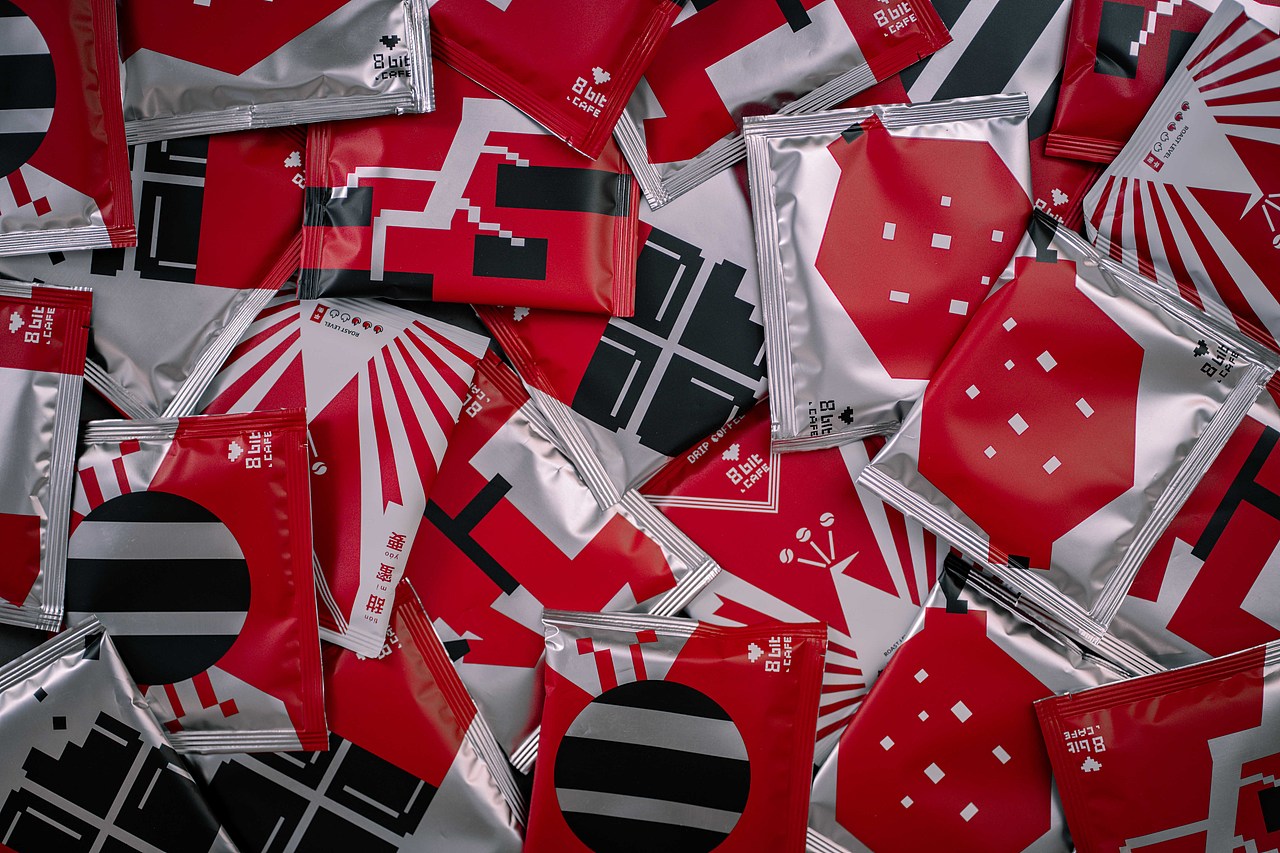 敲门砖 | 8bit CAFE 挂耳咖啡包装设计（图ZMzA2ODIzNzUy） - 包装 - 站酷设计师大食设计商店原创素材 - 站酷ZCOOL