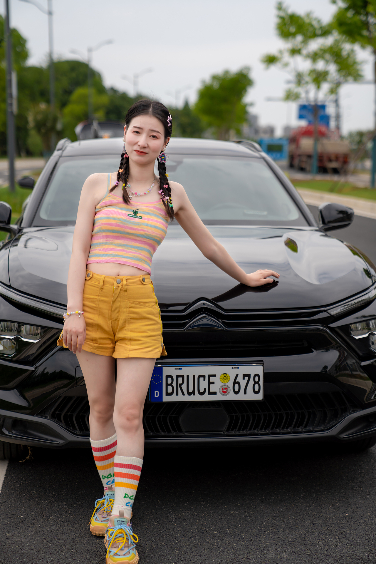 凡尔赛黑武士VS多巴胺美女