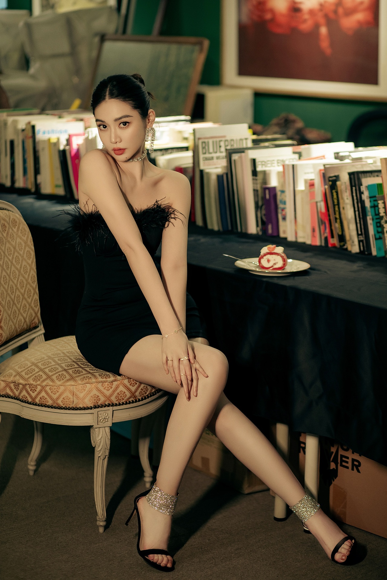 泰!泰!泰好看了❗️简直就是富家千金本人嘛♠️