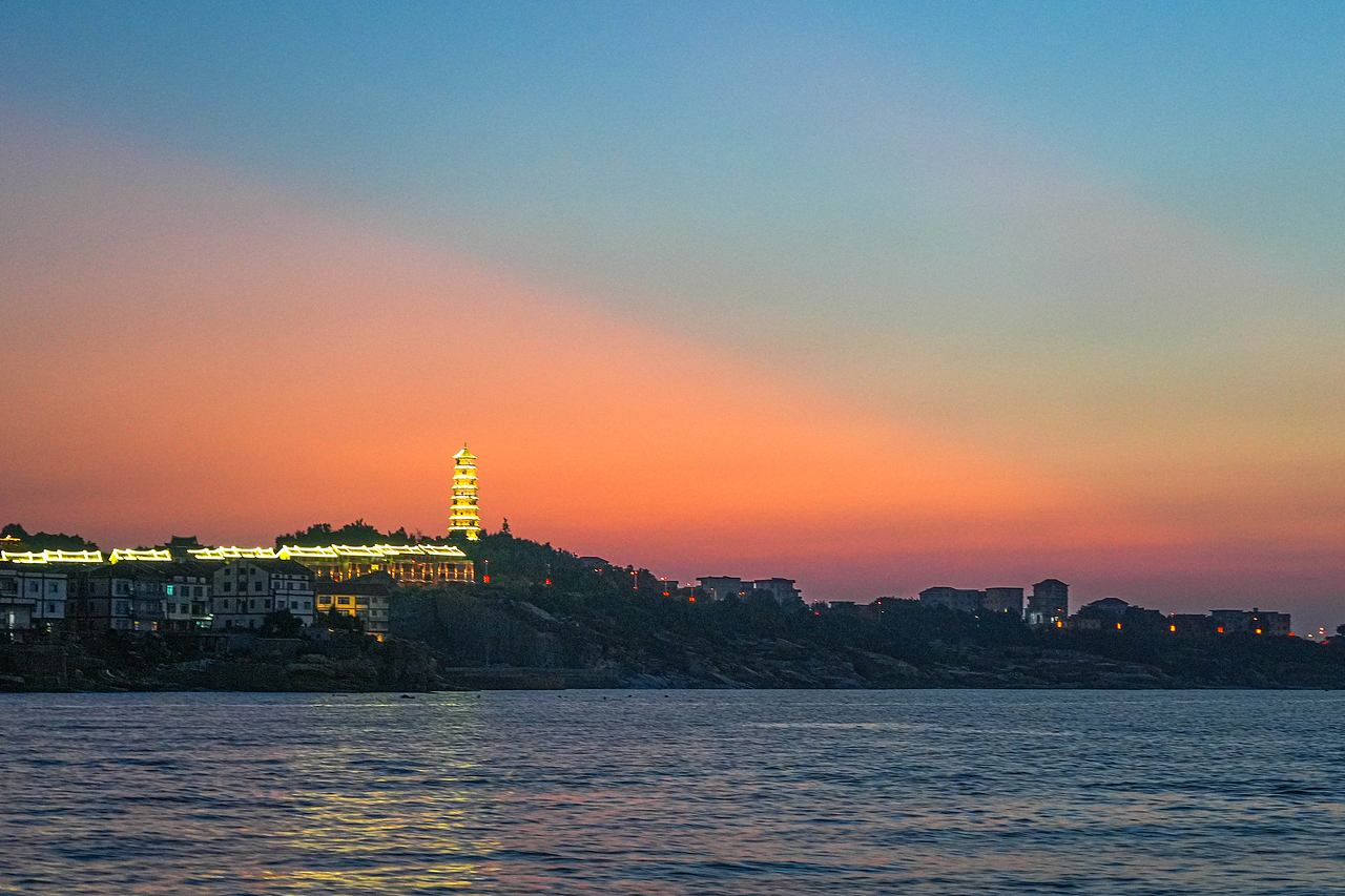 湄岛海上渡船晚霞风光（图ZMzE3OTUzNTcy） - 风光摄影 - 站酷设计师莲蓬蛙蛙原创素材 - 站酷ZCOOL