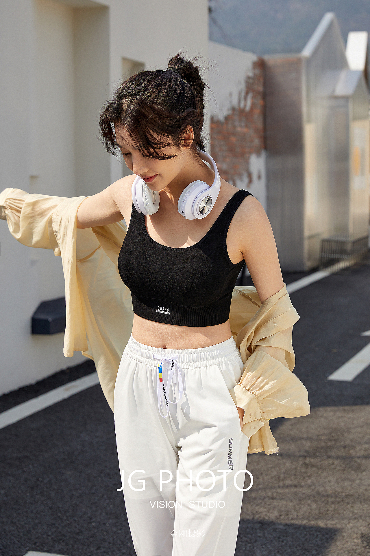 户外运动内衣拍摄（图ZMzU1MTE4ODcy） - 人像摄影 - 站酷设计师不二001原创素材 - 站酷ZCOOL