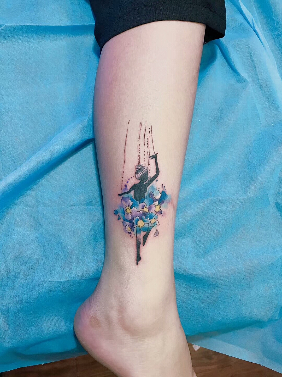 痛并美丽着:无锡招商城个性纹身成时尚,无锡洗纹身