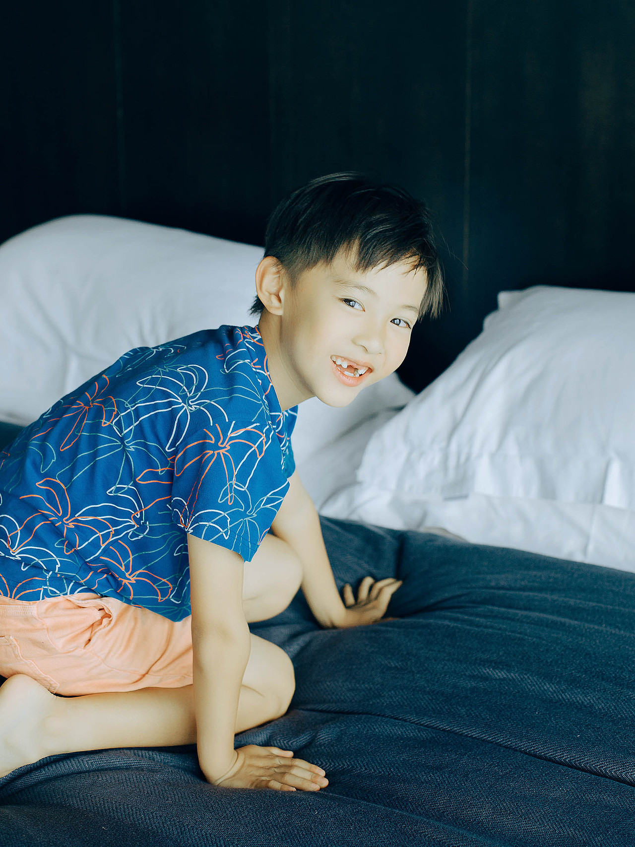 拍摄香港家庭的下午