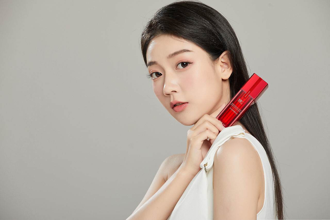 护肤品丨沁白淡斑（图ZMzEyMjg3Mjky） - 产品摄影 - 站酷设计师曾可以c原创素材 - 站酷ZCOOL