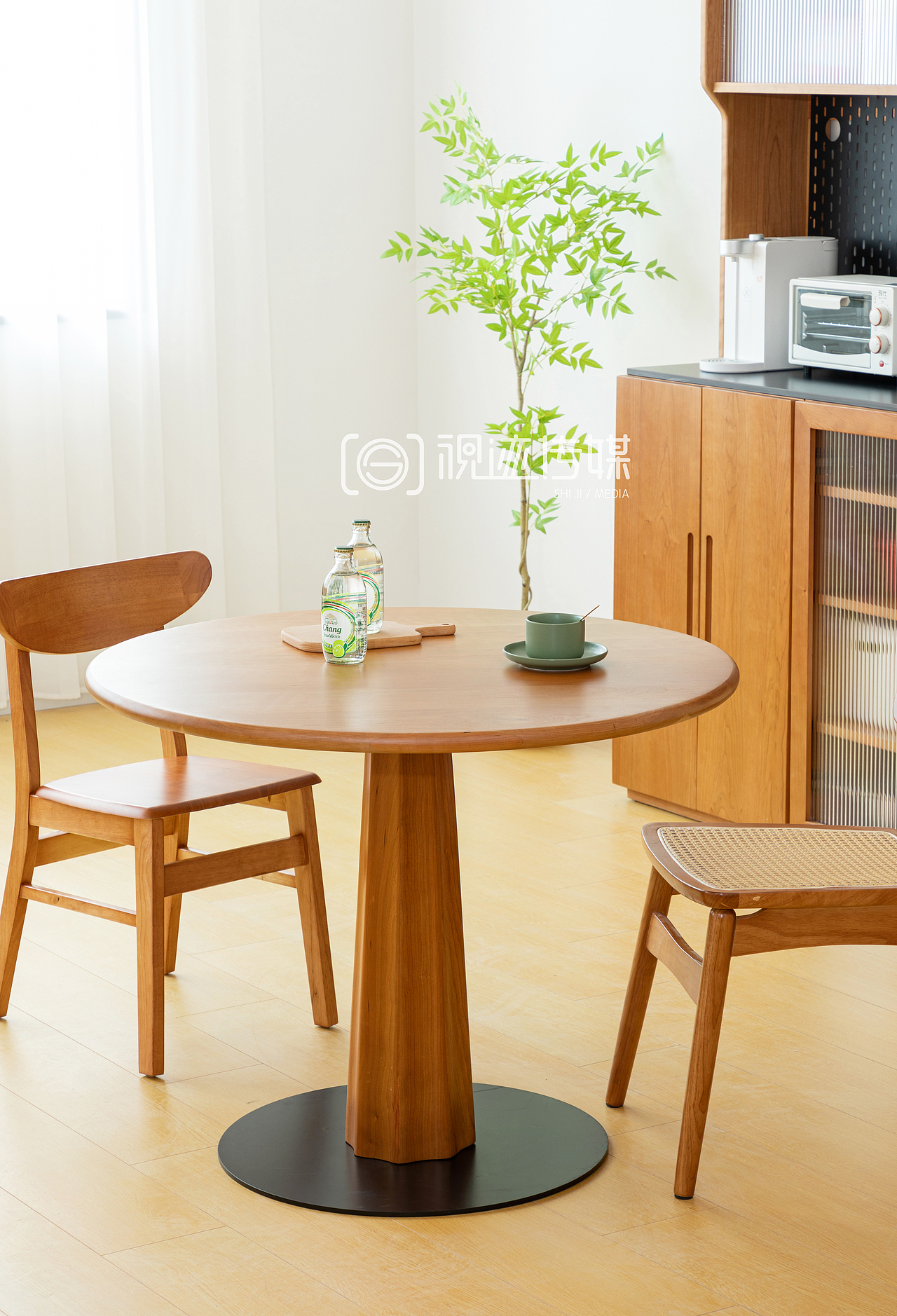 家具-餐桌-餐边柜-书柜