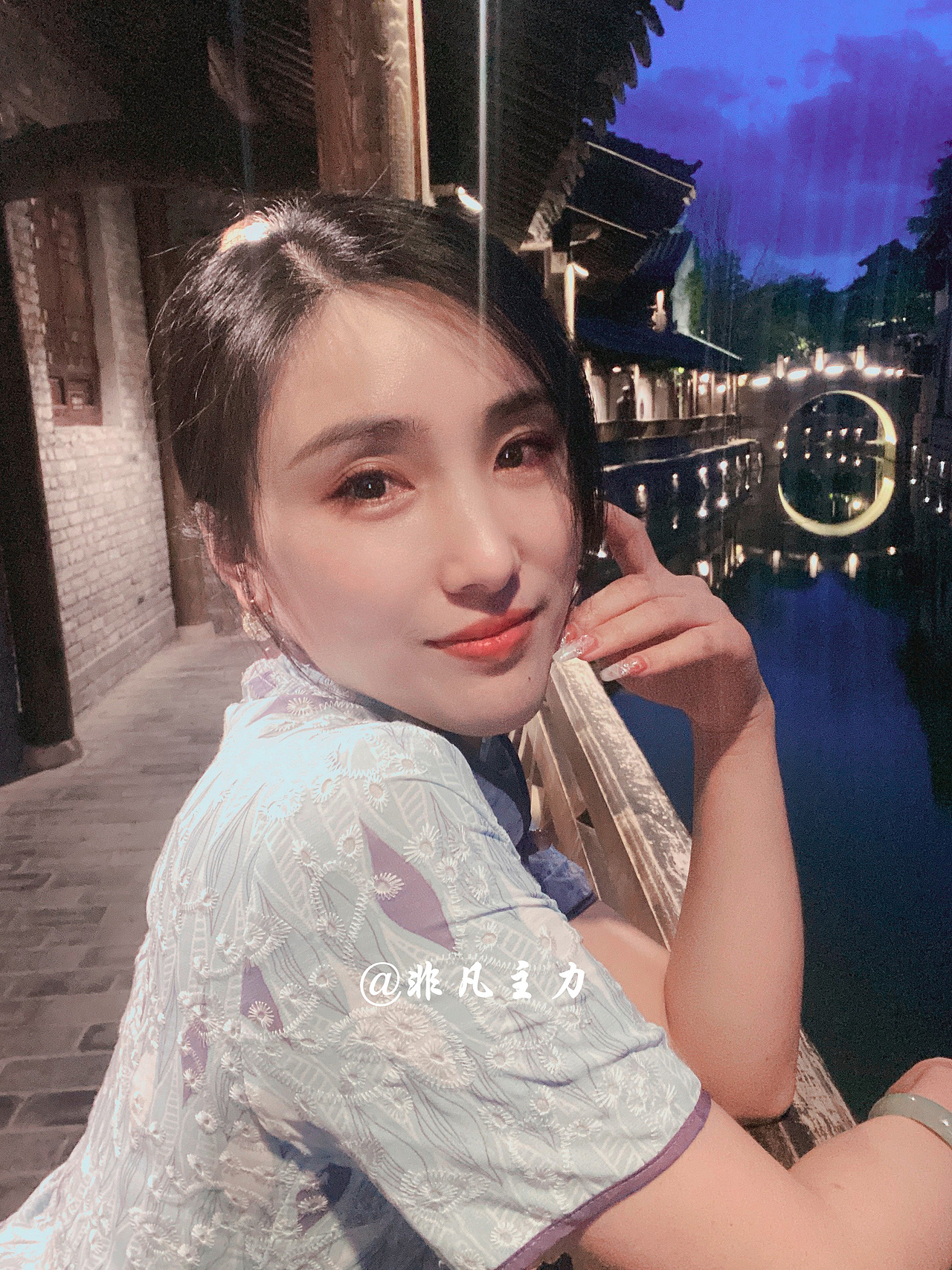 江南烟雨梦（图ZMzAwOTQ3Njg4） - 人像摄影 - 站酷设计师非凡主力原创素材 - 站酷ZCOOL
