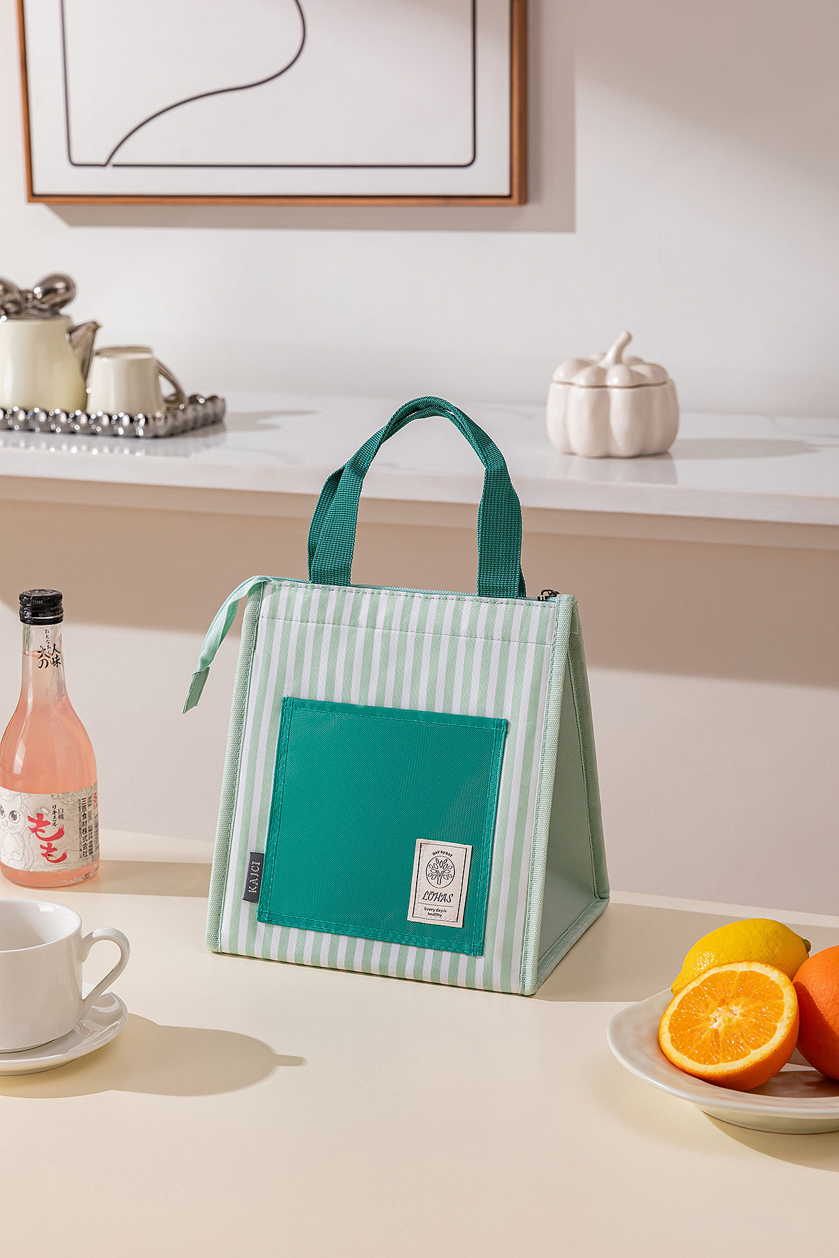 5月便当包拍摄（图ZMzcwMDQ3NzA4） - 产品摄影 - 站酷设计师风间准原创素材 - 站酷ZCOOL