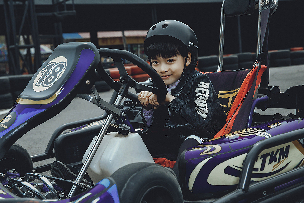 卡丁车《男孩》（图ZMzY1MTk1MTc2） - 人像摄影 - 站酷设计师Desbelle旅拍原创素材 - 站酷ZCOOL