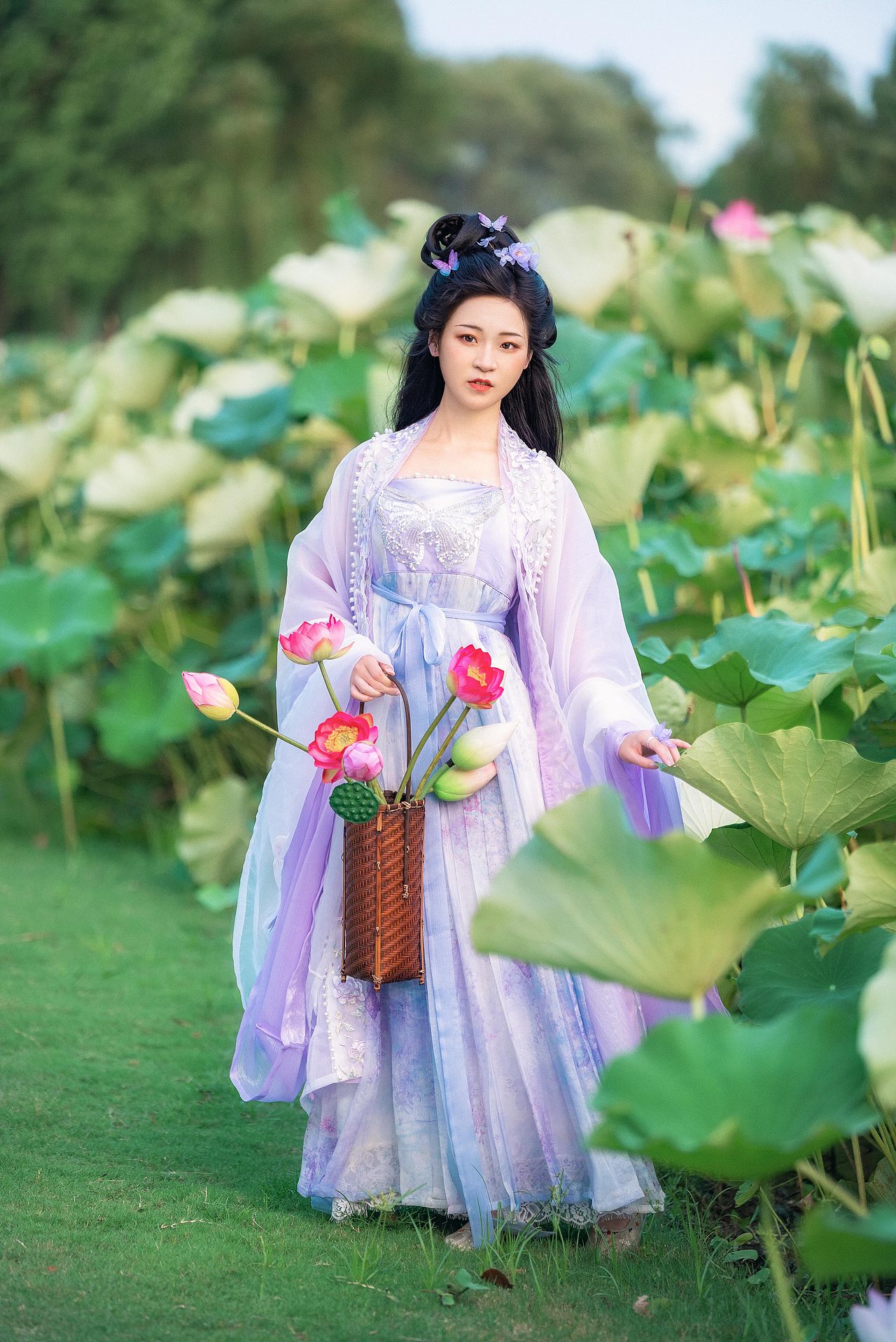 采荷（图ZMzE1Mjc0NjYw） - 人像摄影 - 站酷设计师糊涂仙人LEO原创素材 - 站酷ZCOOL