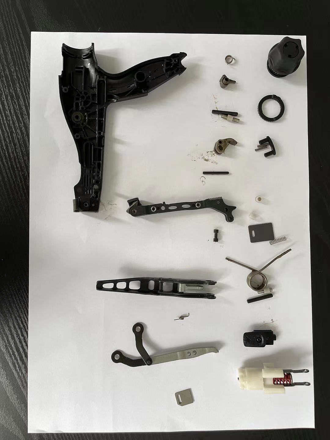 手持式自动扎带枪