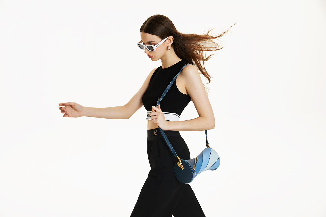 23SS LOOKBOOK｜女包拍摄（图ZMzQzODI4ODA4） - 人像摄影 - 站酷设计师摄影师Fengzi原创素材 - 站酷ZCOOL