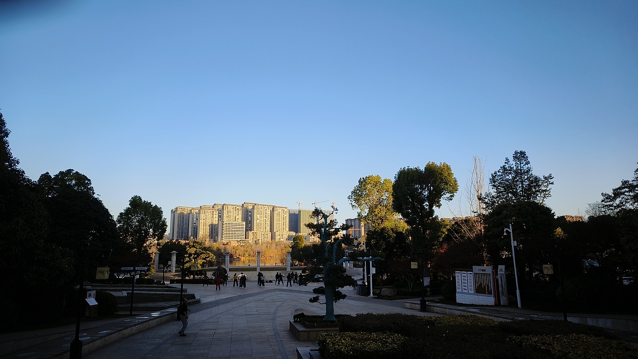 昭通的早晨（图ZMzYxOTYzNzg4） - 风光摄影 - 站酷设计师烟锁池塘柳诗九张原创素材 - 站酷ZCOOL