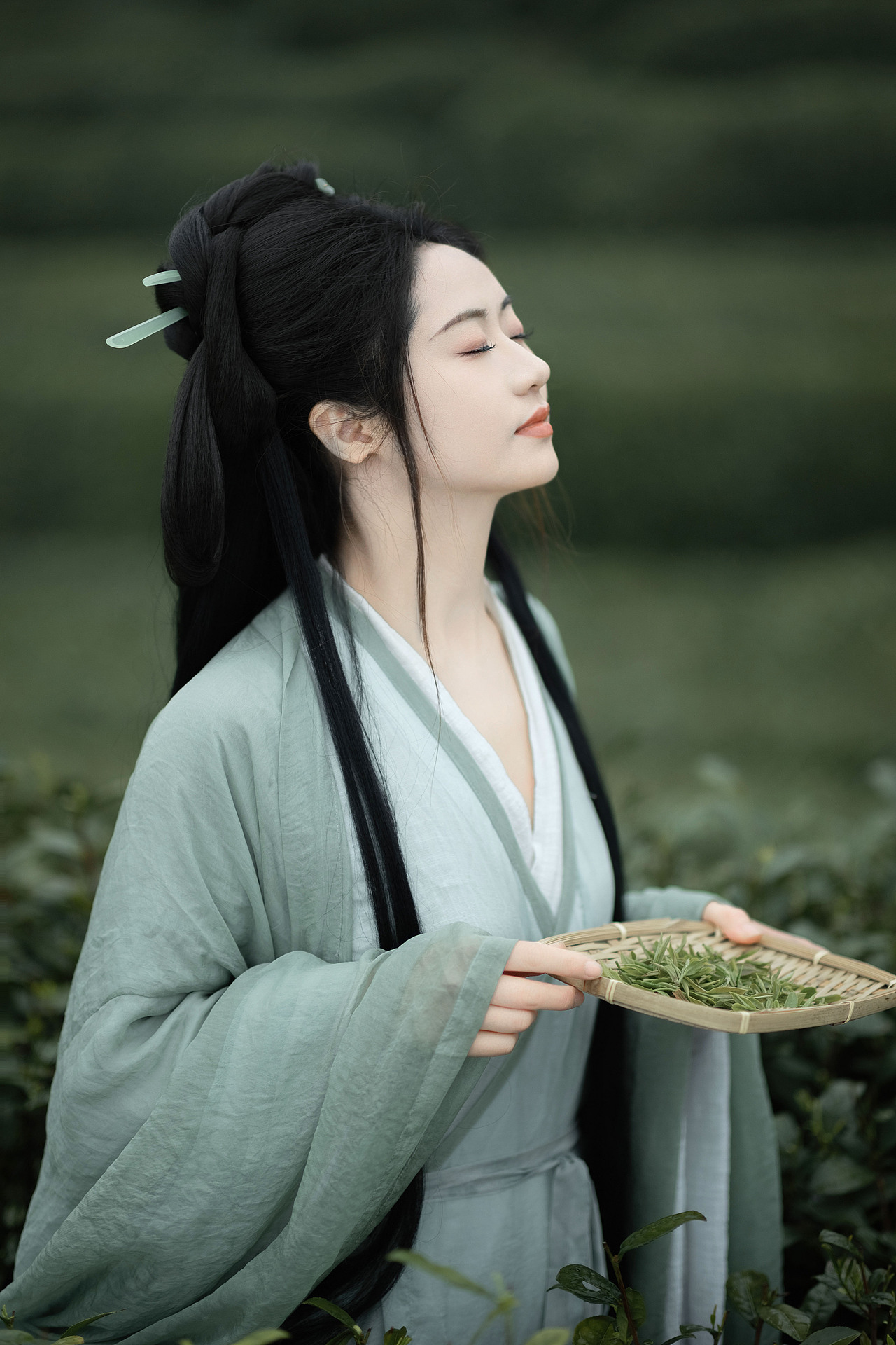 明前绿（图ZMzY5NTMzNzM2） - 人像摄影 - 站酷设计师若寒Rock原创素材 - 站酷ZCOOL