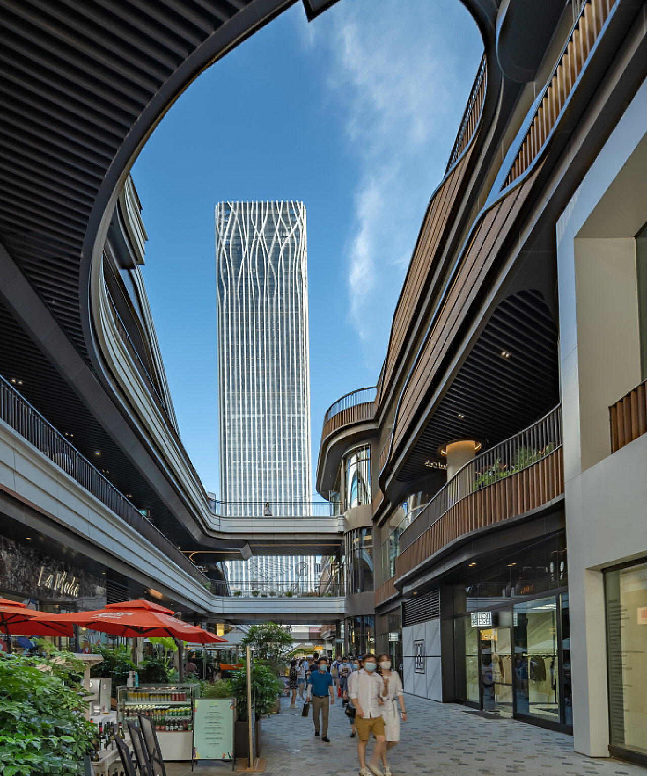 上海·BFC外滩金融中心南区商场 | Kokaistudios-建E网设计案例