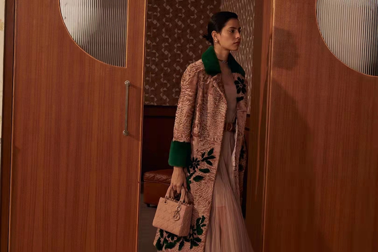 皮草形象片拍摄作品（图ZMjk5NDAzMDcy） - 时尚/艺术摄影 - 站酷设计师Y3stduio原创素材 - 站酷ZCOOL