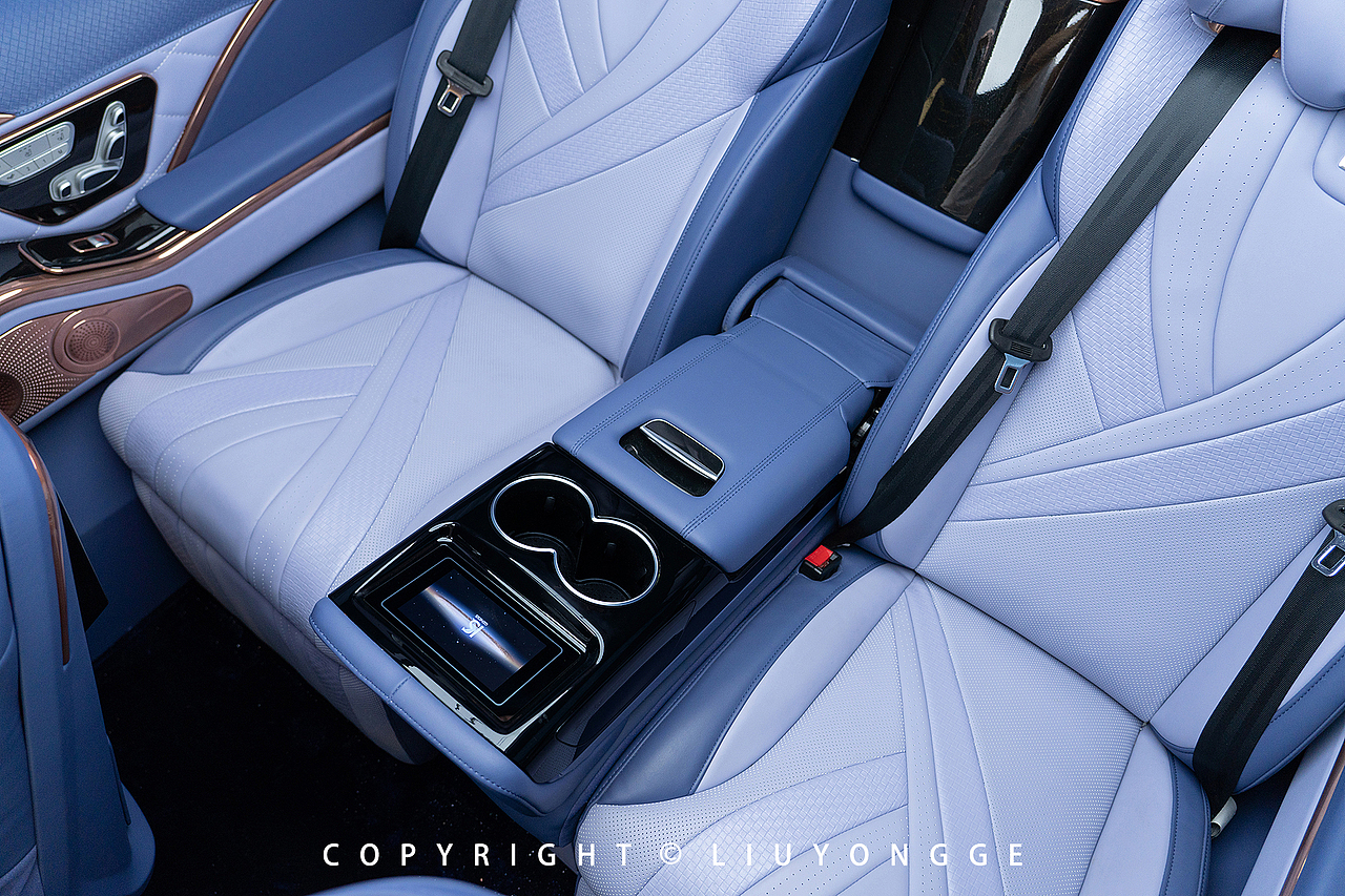 商务车平面拍摄