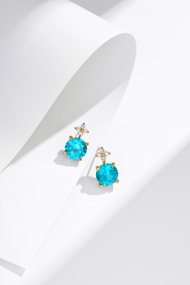 首饰拍摄 极简风 简约 白色场景 项链 耳钉 手链