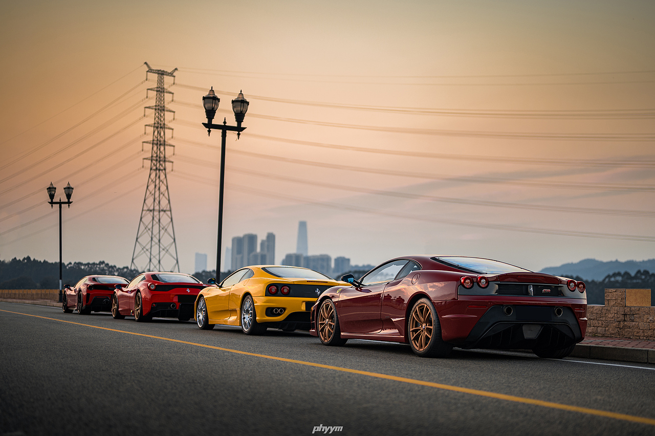 汽車攝影：法拉利旗艦 四代同堂（圖ZMzY5MTk0NjI0） - 產(chǎn)品攝影 - 站酷設(shè)計(jì)師phyym玉米原創(chuàng)素材 - 站酷ZCOOL