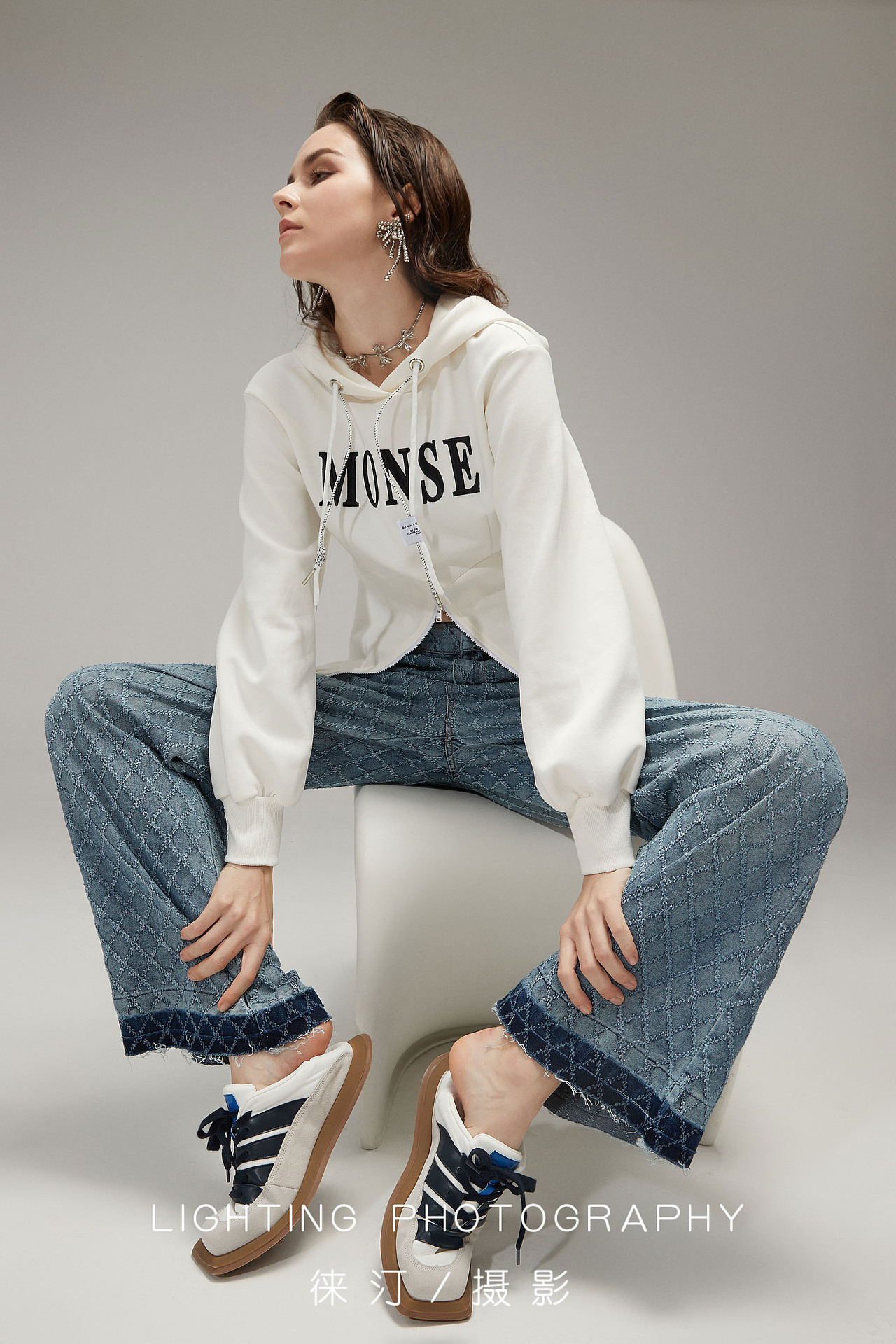 设计师服装拍摄，女装摄影，个性女装，女外模（图ZMzE4MDIzNDky） - 人像摄影 - 站酷设计师徕汀服装摄影原创素材 - 站酷ZCOOL