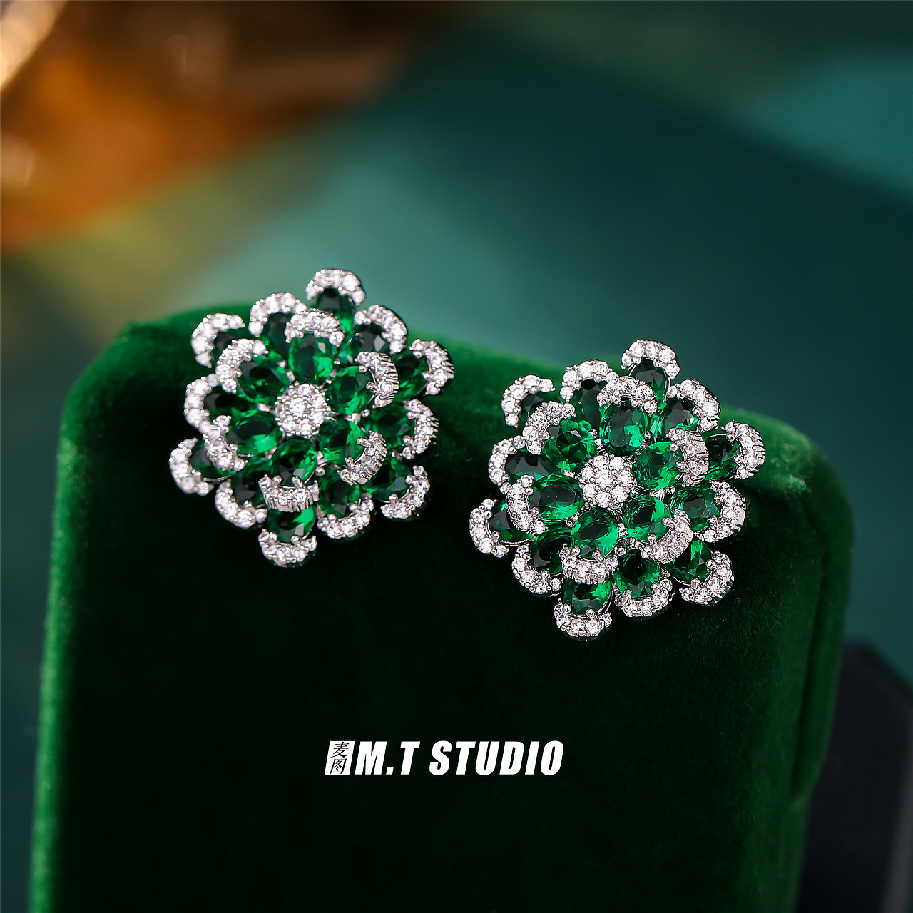 阿里巴巴耳钉水钻首饰静物场景图拍摄