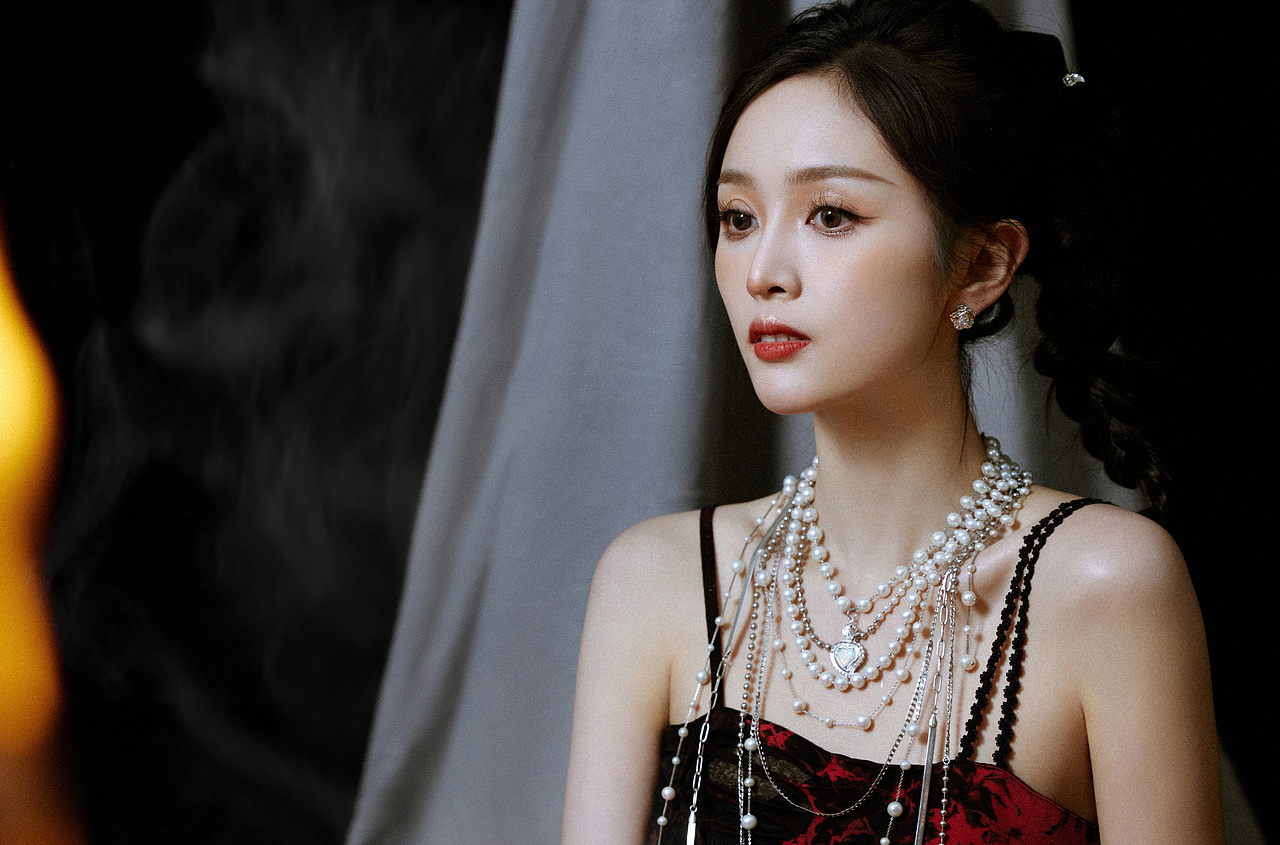 时尚穿搭《吴宣仪》一期