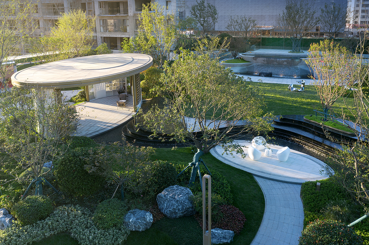 流动的山海浪漫丨青岛润诚天悦华府