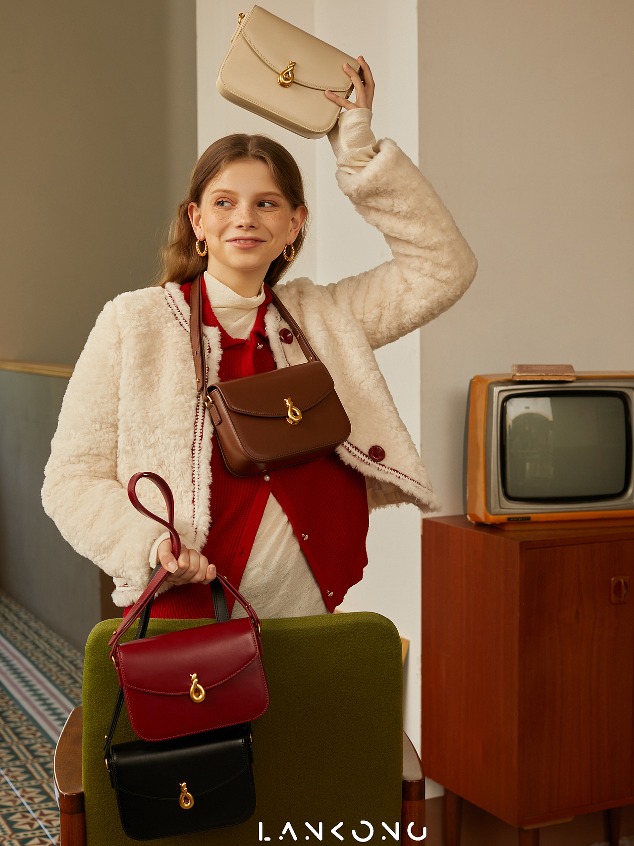 女包潮包复古包包宣传片