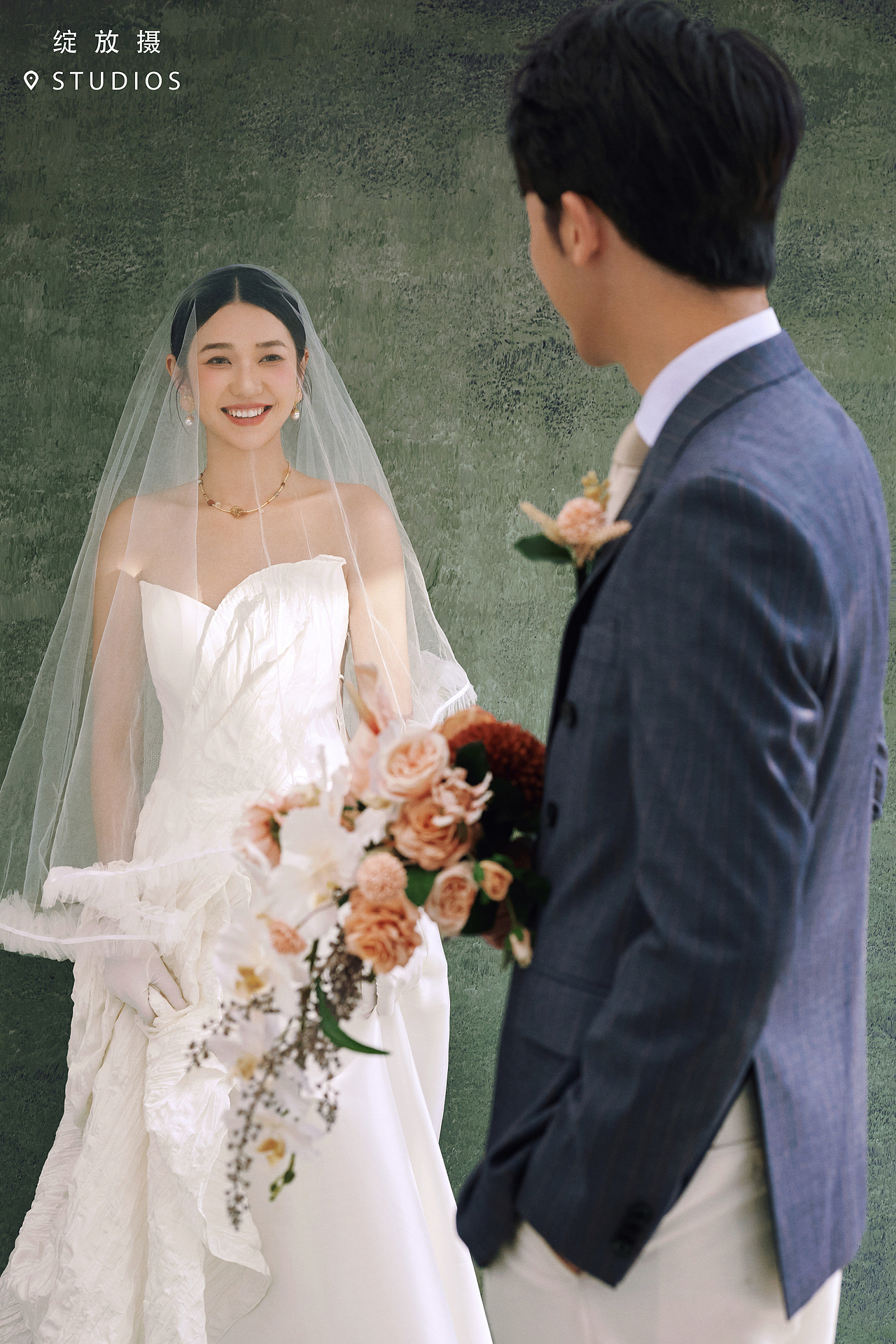 是超文艺的复古油画风婚纱照啊~~~（图ZMzY4MDY1MDky） - 婚礼摄影 - 站酷设计师绽放摄胶片摄影原创素材 - 站酷ZCOOL
