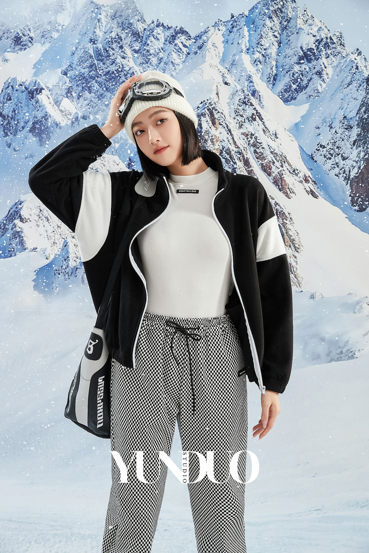 聚衣堂 摇粒绒外套影棚置景拍摄