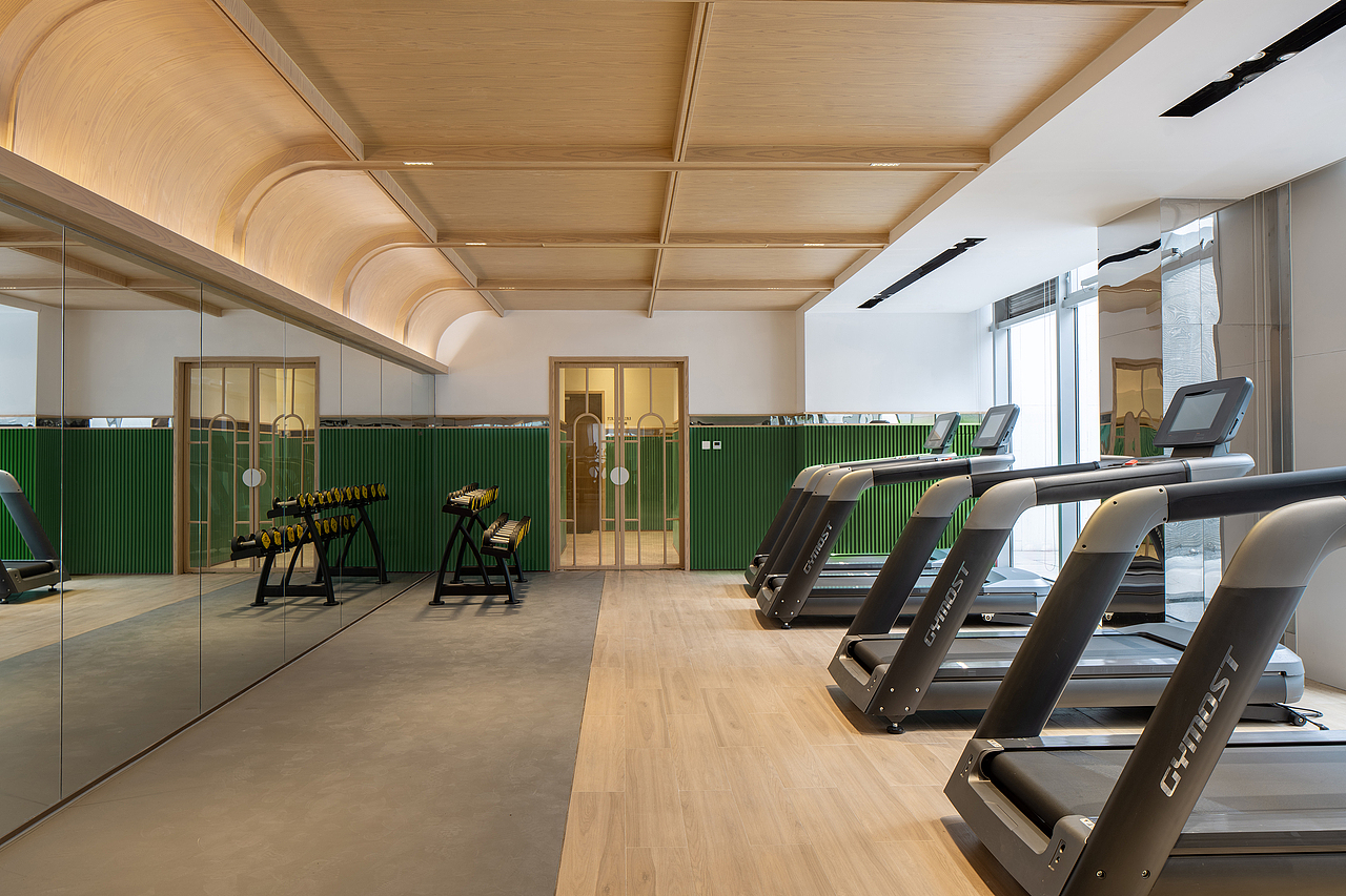 在悦印风华,东方精神的美学不仅是地域性的文化符号,也体现在社区活力与温度的营造,年轻化生活方式的融入。