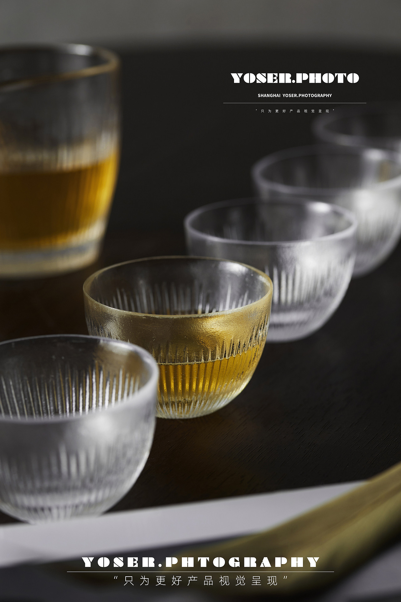 琉璃杯茶具拍摄