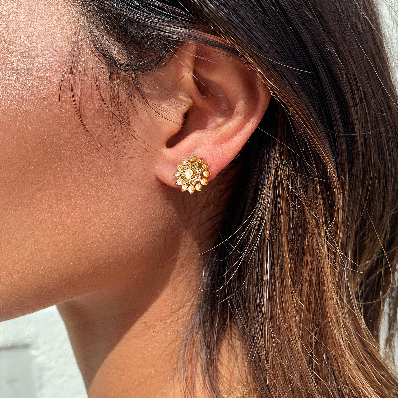 珠宝饰品耳钉精修