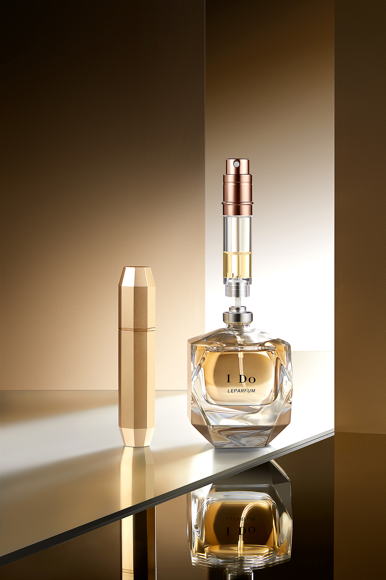 便携香水让你随时随地散发魅力、产品摄影、静物拍摄