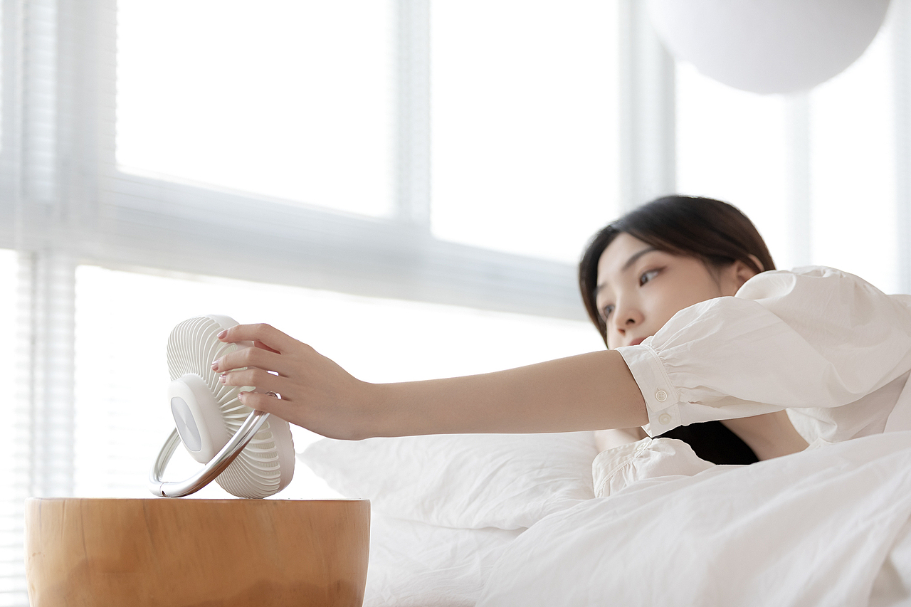 品牌案例丨优贰挂墙风扇（图ZMzQ2NTcwMjc2） - 产品摄影 - 站酷设计师白底图原创素材 - 站酷ZCOOL