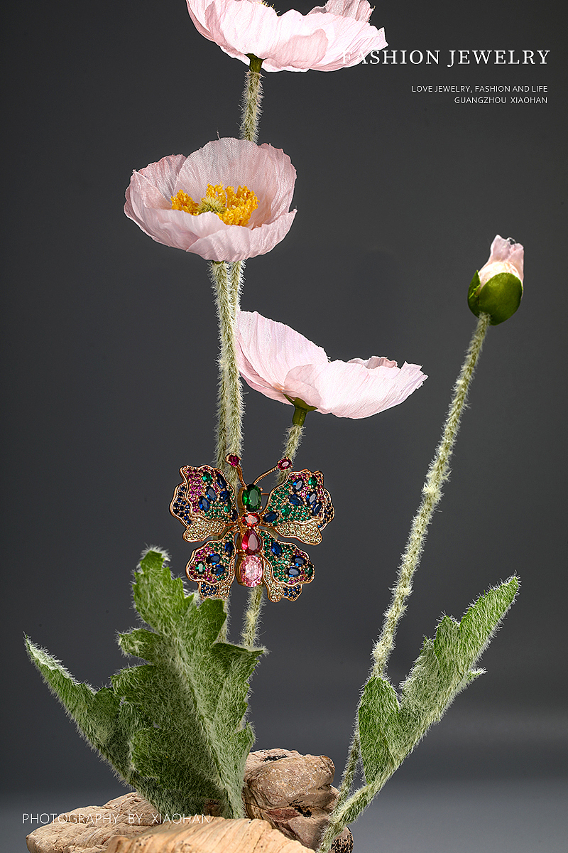 电商首饰拍摄  蝴蝶胸针  胸针场景图 彩色 钻石胸针